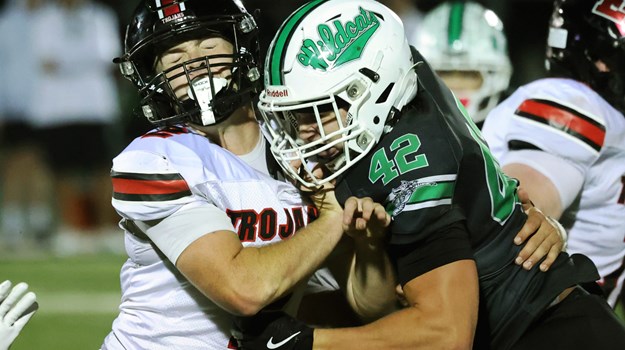 FOOTBALL: East Central Uses Strong Second Half To Hand Wildcats Their First Loss